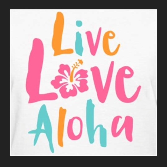 Aloha and welcome to my closet! - Picture 4 of 4